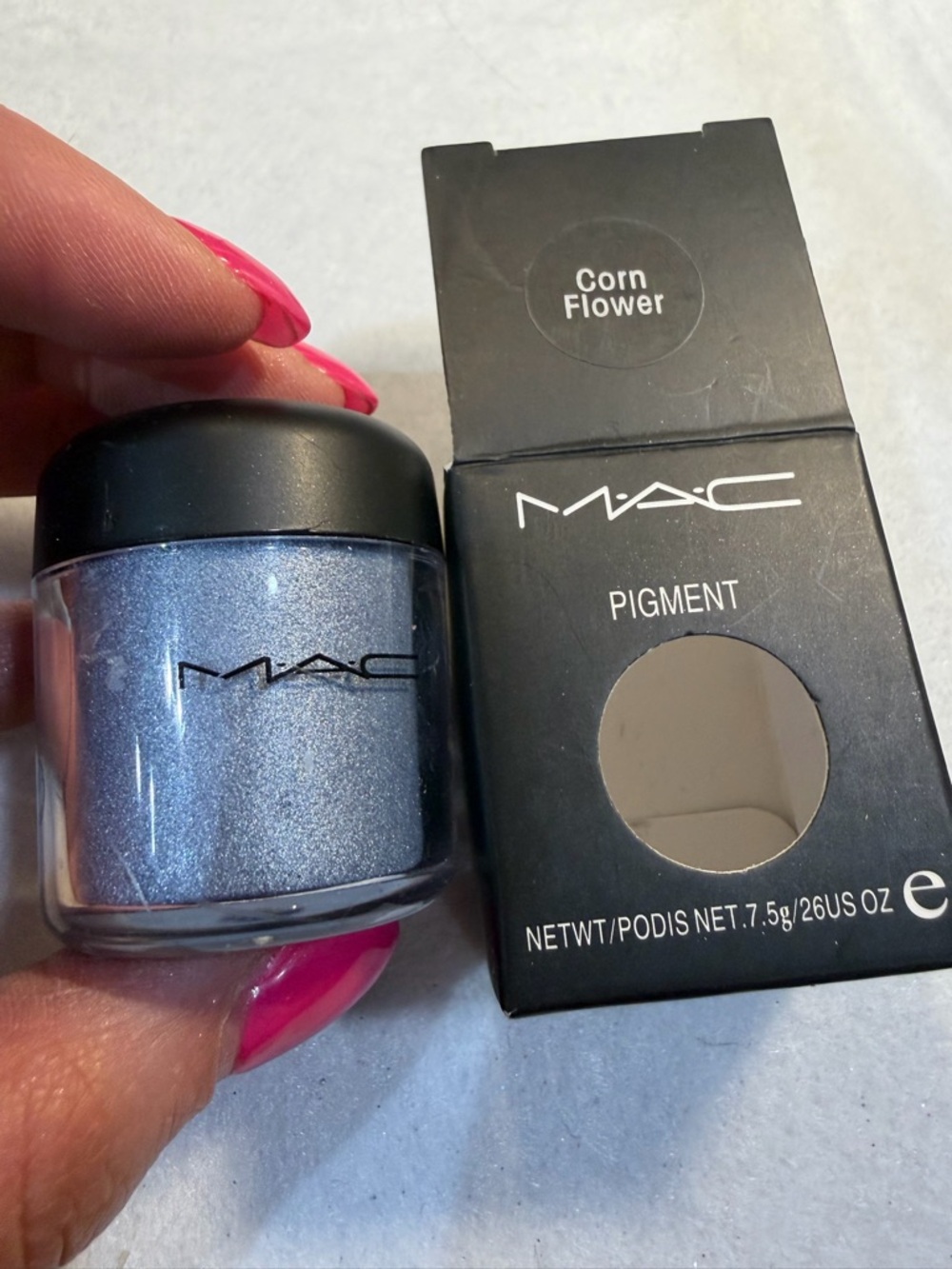 MAC Cosmetics Pigment in Cornflower - Rare shade. New